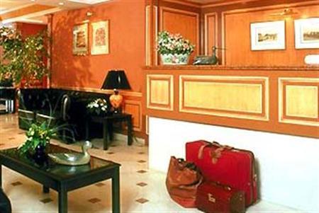 Touraine Opéra Hotel 4*
